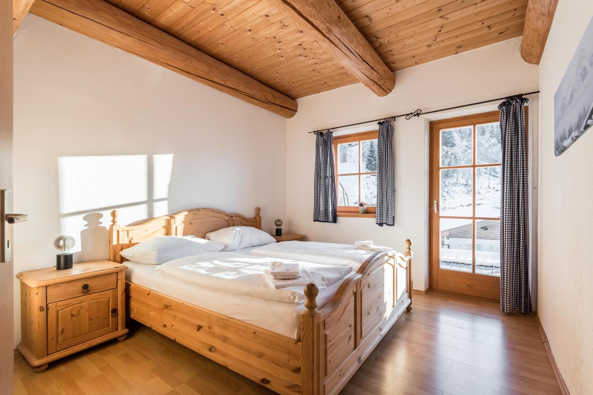 Ski-N-Lake Chalet One Цел ам Зее Екстериор снимка