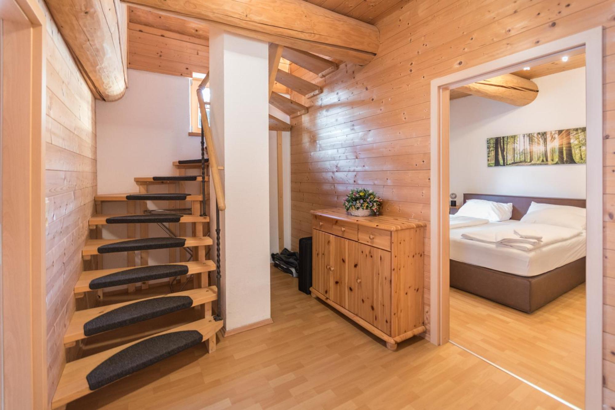Ski-N-Lake Chalet One Цел ам Зее Екстериор снимка